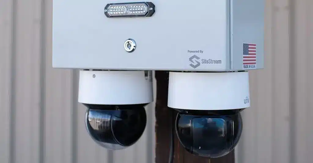 Remote Video Guarding Trailer Cameras in Houston, TX – 01 Outdoor security cameras on gray box